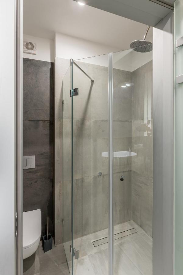 Tcz Wozna Apart otel Poznan Dış mekan fotoğraf